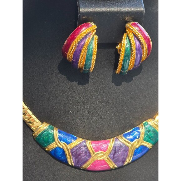 Vintage Gold-Tone Enamel Necklace & Clip-On Earrings Set '80 Era Like New 18" - Picture 2 of 12
